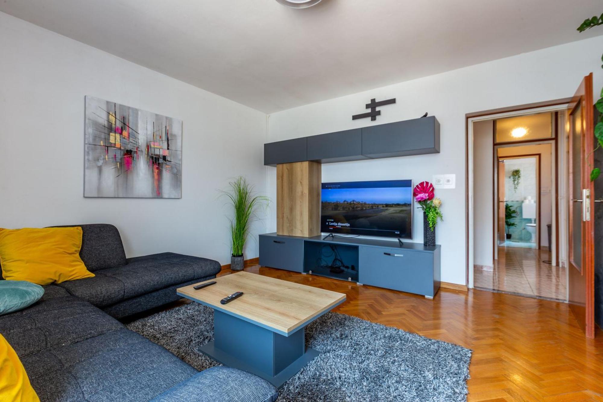 Katina Apartment With Private Pool Zadar Exterior photo
